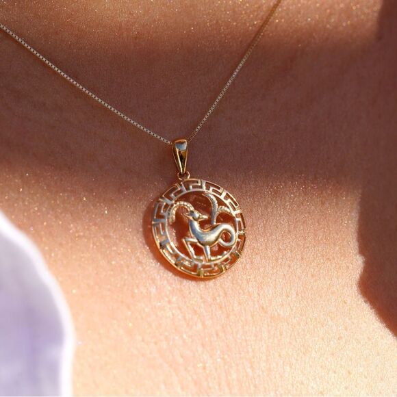 14K Solid Gold Round Capricorn Zodiac Sign Charm | Elegant Astrology Pendant | - Picture 10 of 13